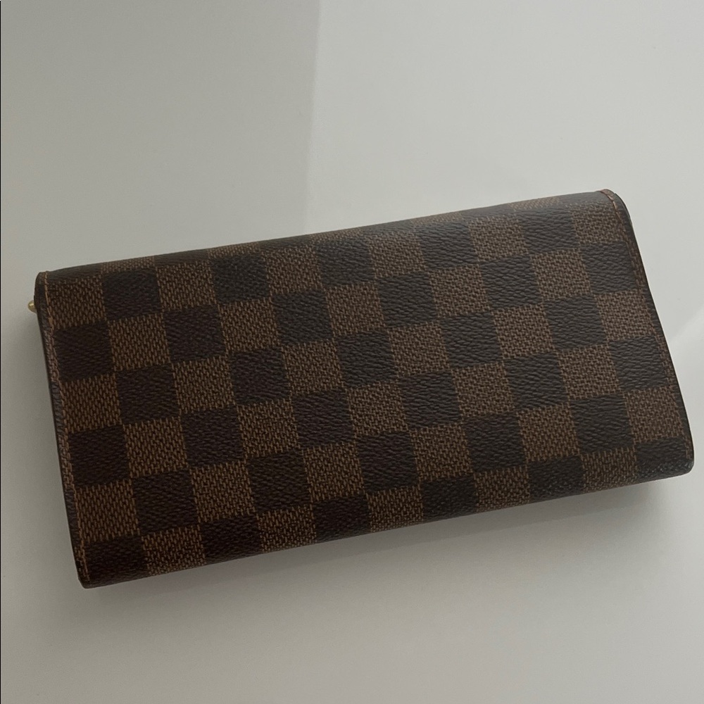 💯 Authentic Louis Vuitton Damier Ebene Wallet with Gold Accent - Picture 8 of 10